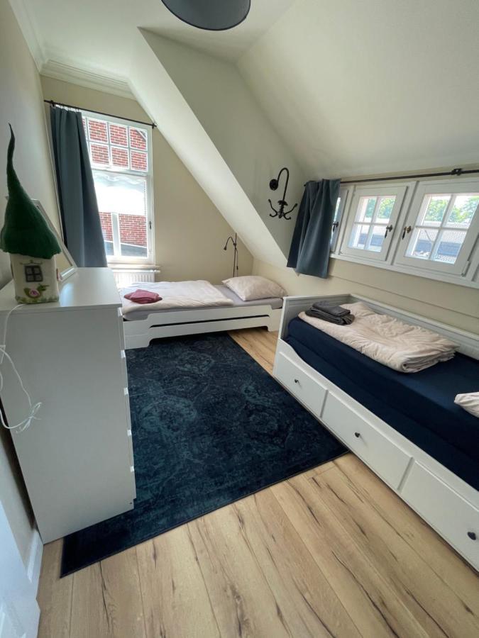 Luxus Lindenhof Apartments -Ferienwohnungen In Friesland An Der Nordsee Am Naturschutzgebiet Urwald Neuenburg  Buitenkant foto
